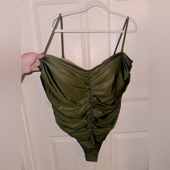 NWT J. Crew playa Green Ruched one piece swimsuit 24 summer beach vacation - Picture 1 of 10